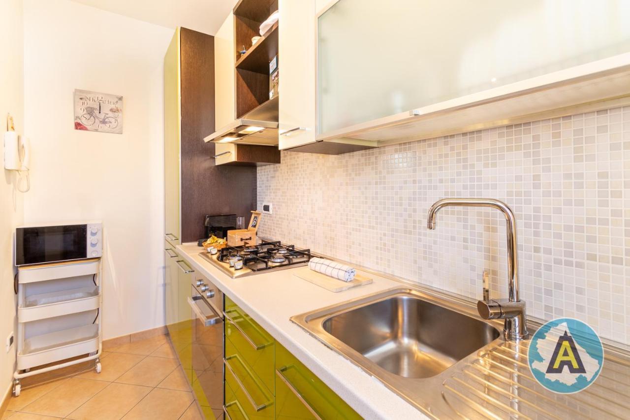 Intero A 56a Apartment *