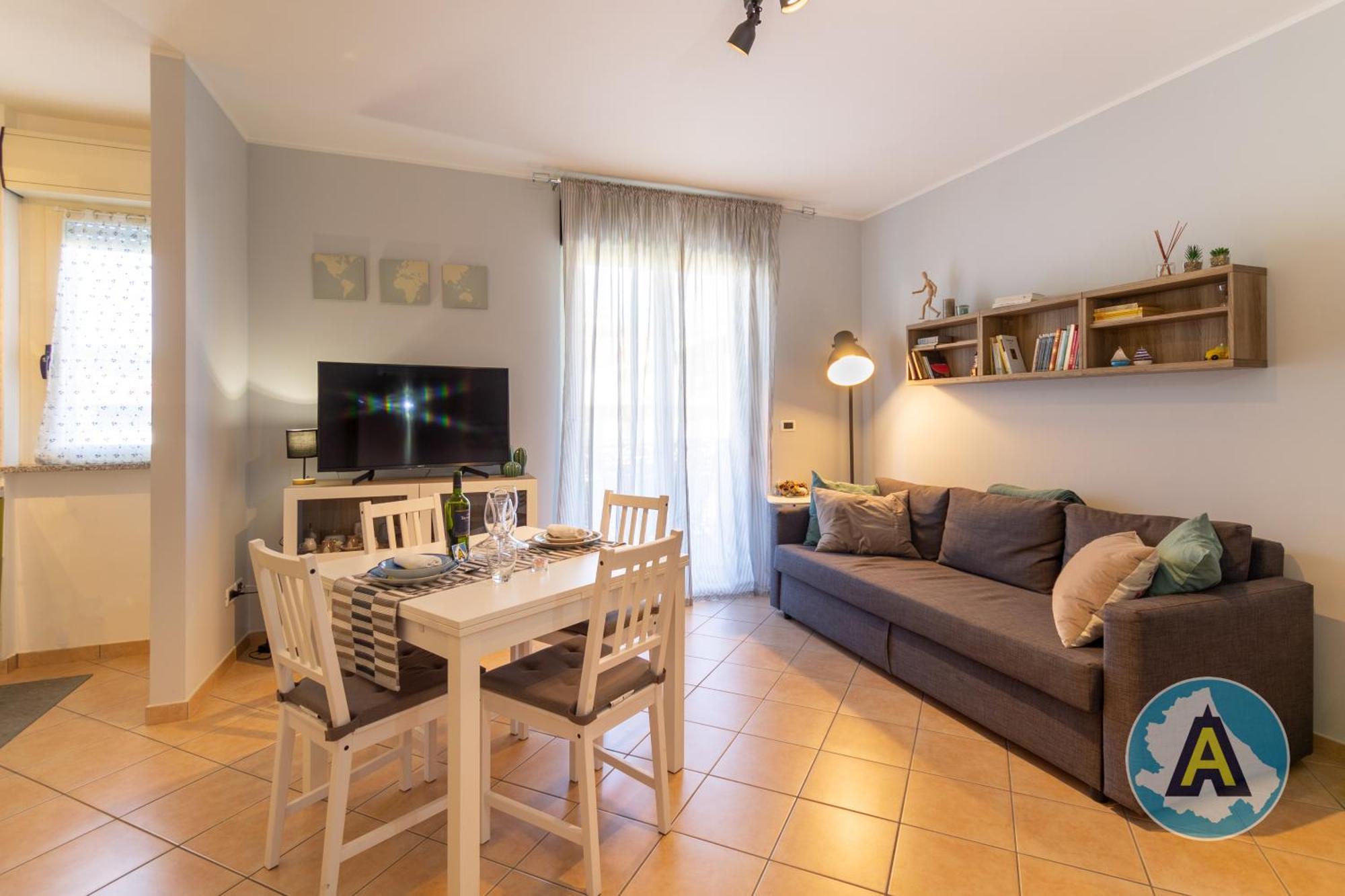 Intero A 56a Apartment